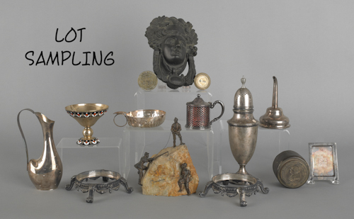 Collection of metalware to include 17569f