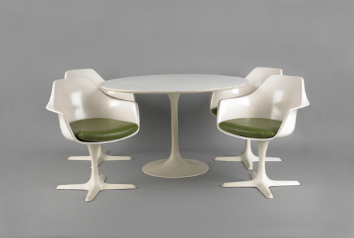 Eero Saarinen for Knoll Tulip table 1756be