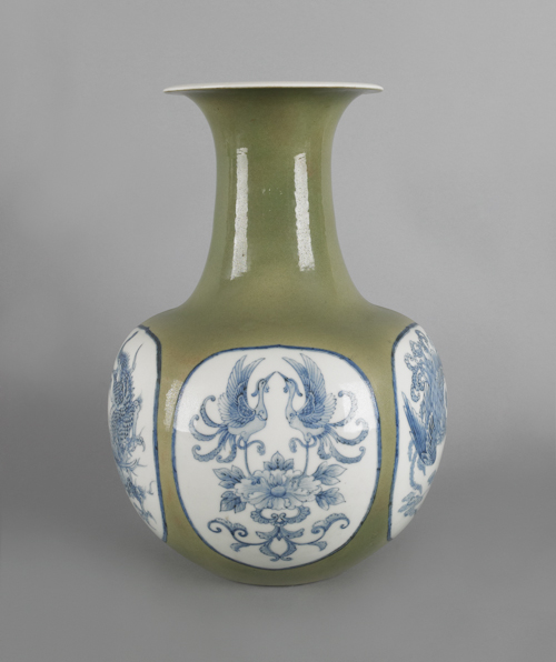 Chinese green ground porcelain