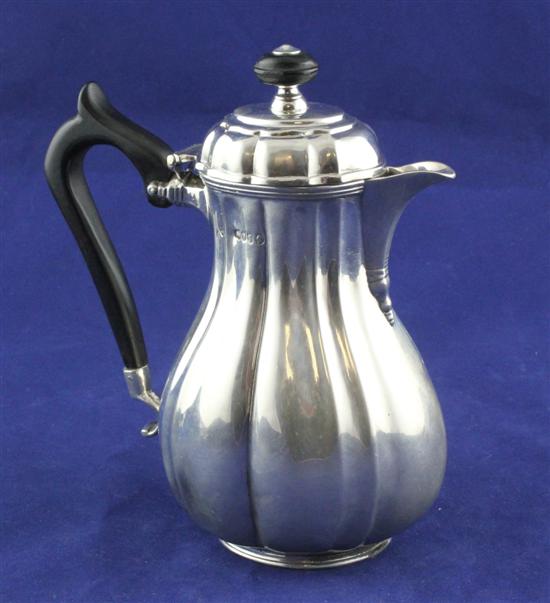 A Victorian silver hot water jug 173274