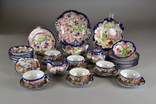 (30) PIECES JAPANESE IMARI PORCELAIN