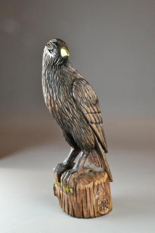 A FINELY CARVED WOOD AMERICAN EAGLEStanding 1734b4