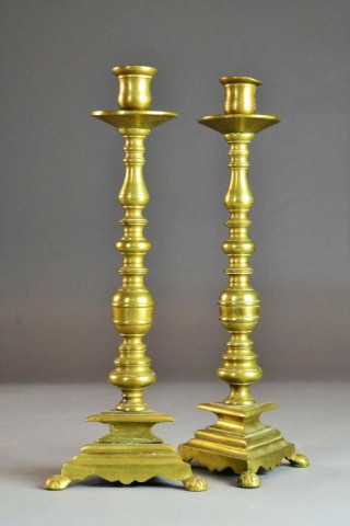 Pr.AMERICAN BRASS CANDLESTANDSGraduated