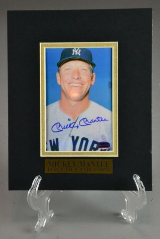 MICKEY MANTLE AUTOGRAPHED PHOTO 173520