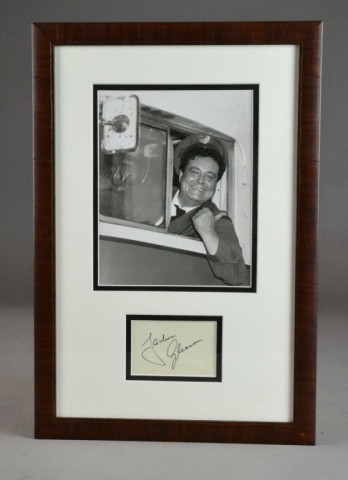 JACKIE GLEASON AUTOGRAPHB W photo 17352d