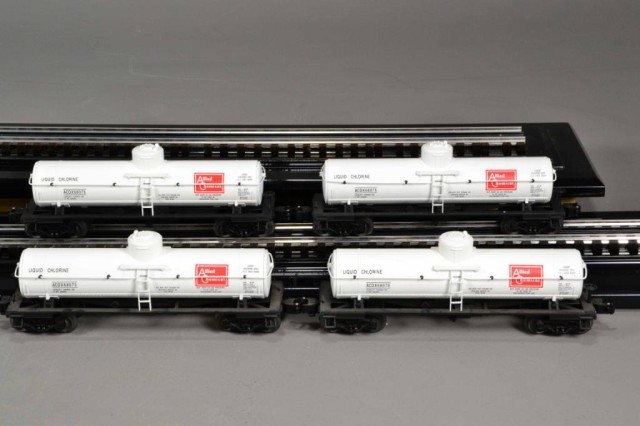 4 BOXED LIONEL CHEMICAL TANKERSConsisting 17354a