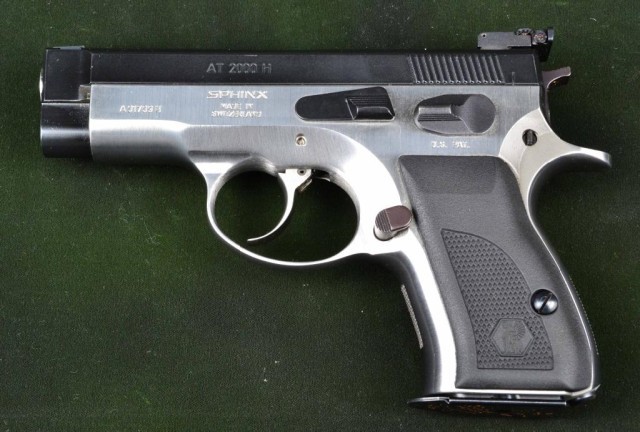 Sphinx AT 2000H 9mm pistolSerial number:
