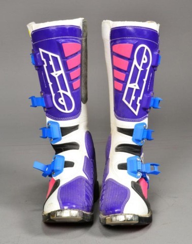 PAIR OF MENS AXO MOTOCROSS KEVLAR BOOTSNice