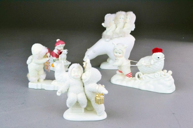 (5) HOLLY LANE & SNOWBABIES COLLECTIBLESIncluding