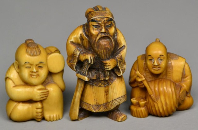  3 Japanese Carved Ivory NetsukeProbably 1736e9