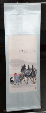 Chinese Silk Scroll Painting signed 173706