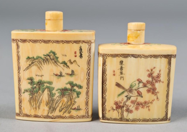  2 Polychromed Chinese Ivory Snuff 17370c