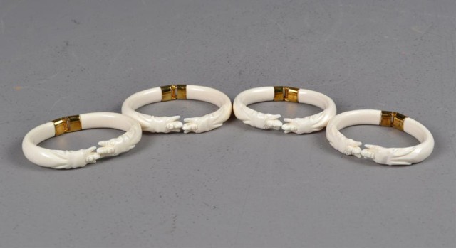 (4)Chinese Ivory BanglesFinely carved