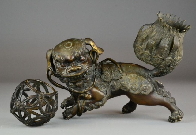 Chinese Ming Bronze Foo Lion CensorFinely