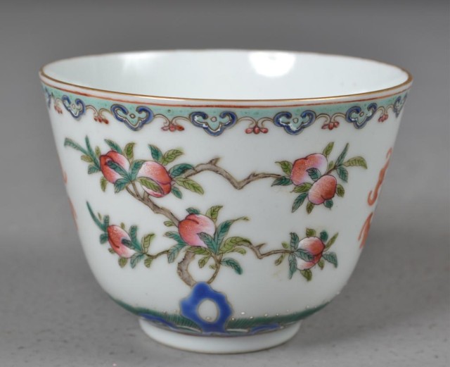 Chinese Famille Rose Bowl with 1737b0