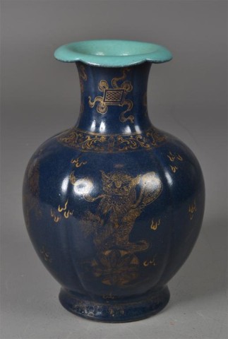 Large Chinese Blue Gold Porcelain 1737b8