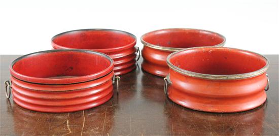 Two pairs of George III red lacquered 1737e5