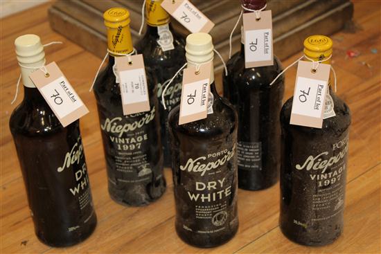 Six bottles including three Niepoort 173813