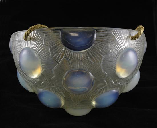 A Lalique Soleil pattern opalescent 17387c