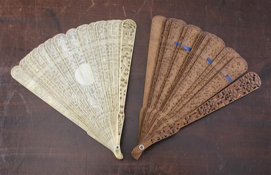 A Chinese export ivory brise fan 17393f