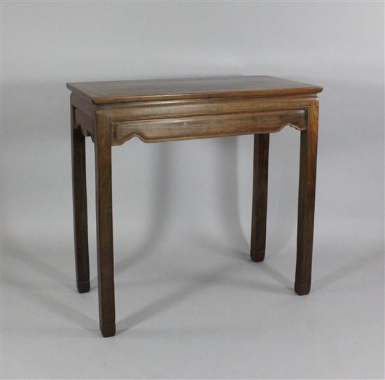 A Chinese rosewood table on scroll 1739d8