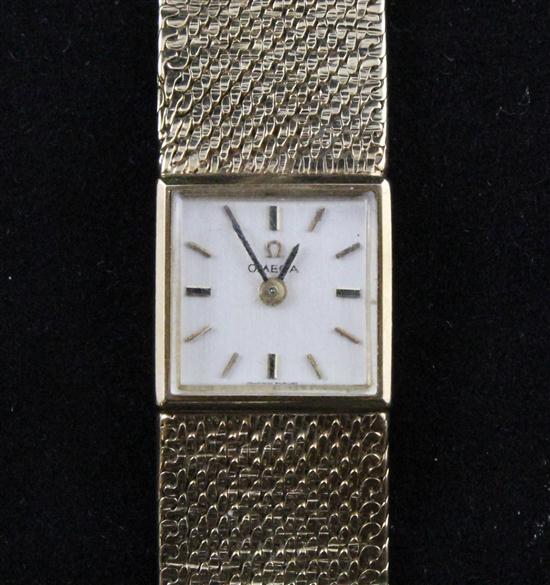 A lady s early 1970 s 9ct gold 173a4b