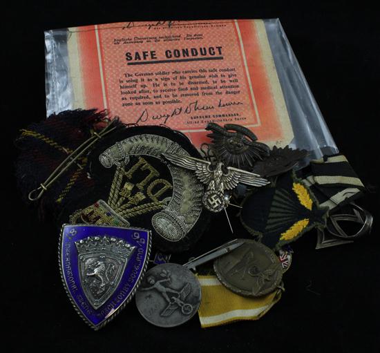 A group of assorted medals and 173a64