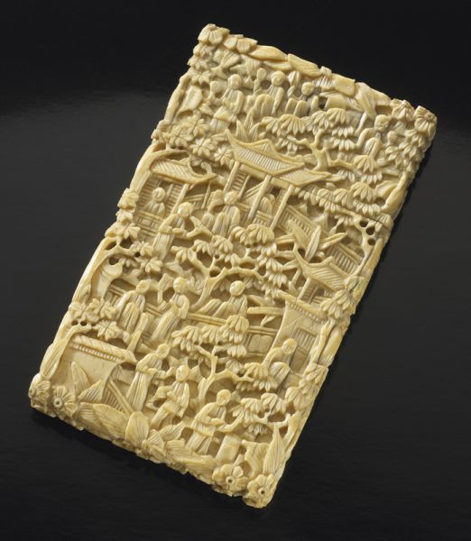 Chinese Qing carved ivory card