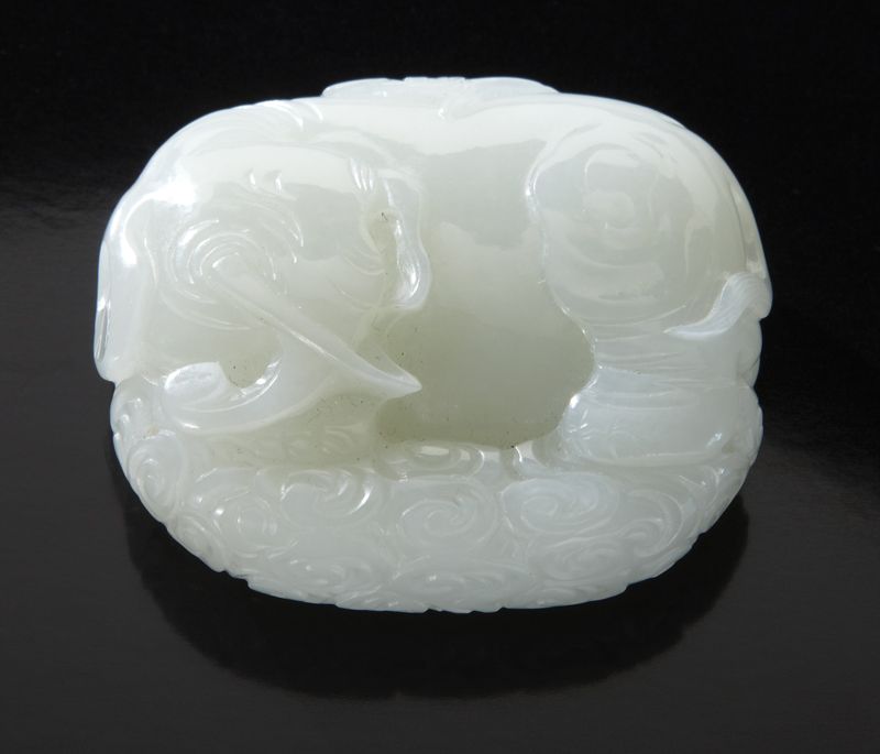 Chinese Qing Qianlong carved white 173bc8