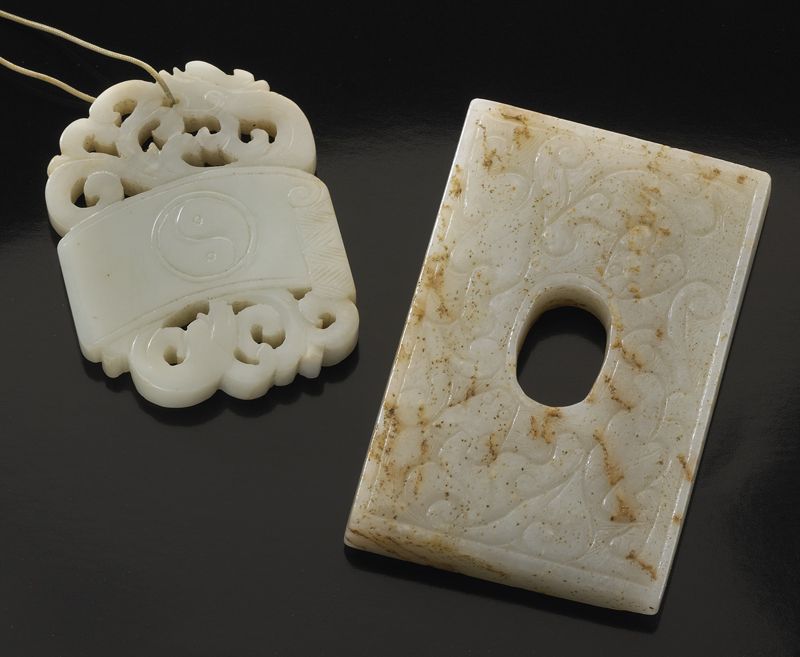  2 Chinese Qing carved jade plaques 173c39