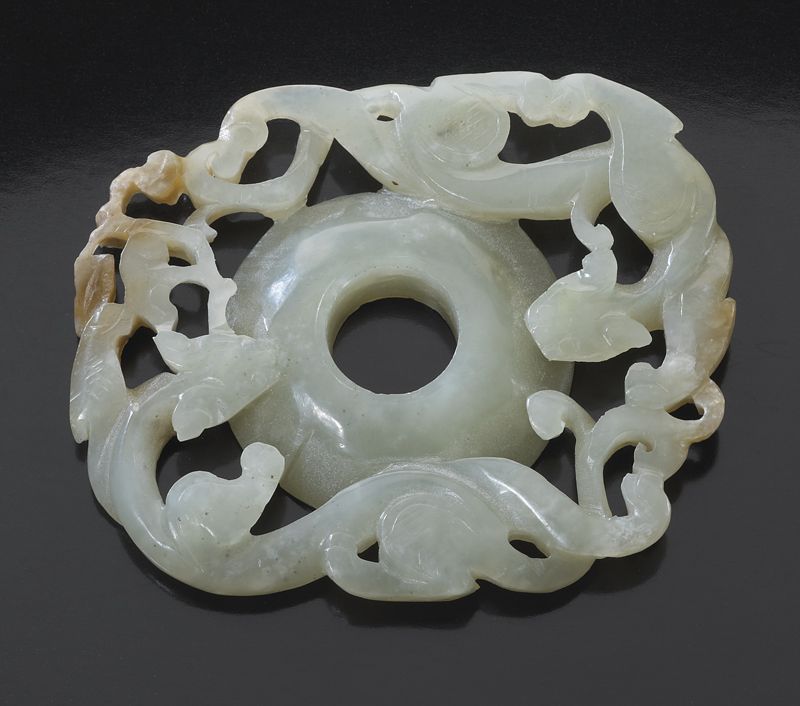 Chinese Ming carved jade bi-diskdepicting