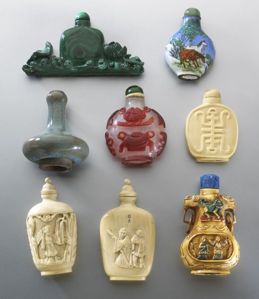  8 Chinese carved snuff bottles International 173c56