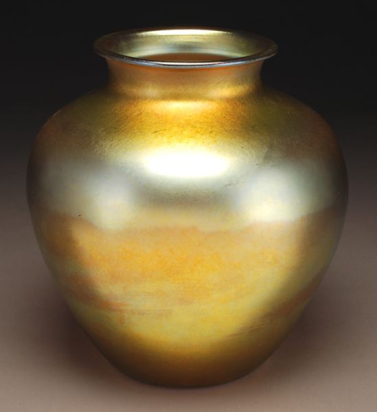 Steuben gold Aurene vase circa 173ca7