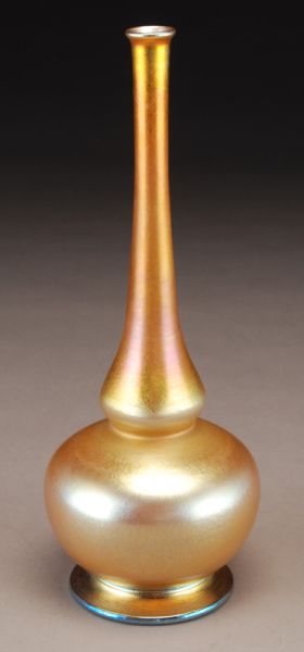 Tiffany gold Favrile glass bulbous 173cbc