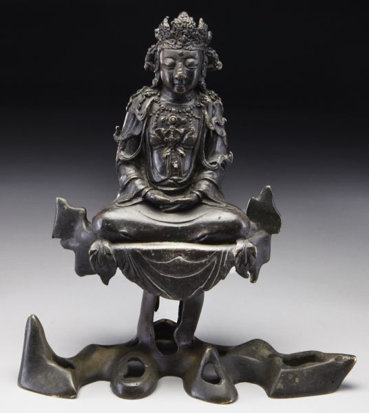 Chinese Ming bronze Guanyin seated 173e1a