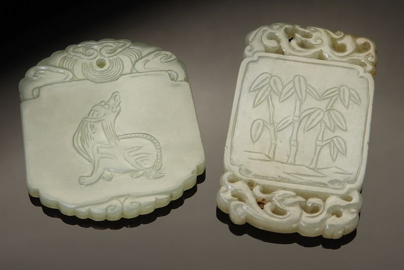 (2) Chinese Qing carved jade pendants:(1)