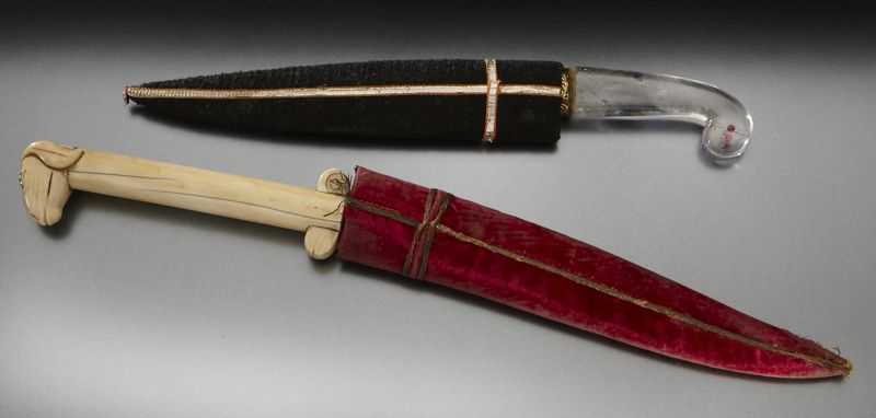 (2) Damascus blade Mughal daggers;(International