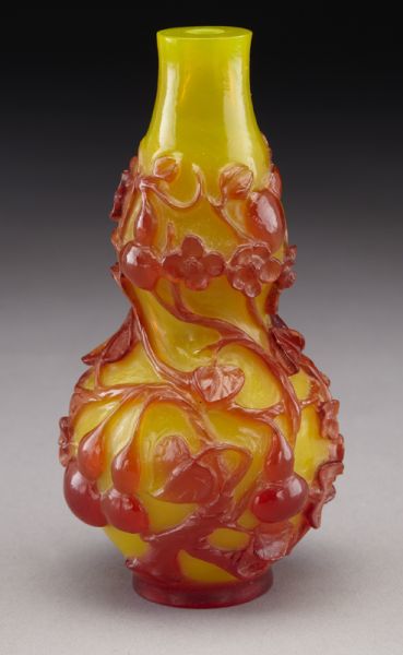 Chinese Qing Peking glass double gourd