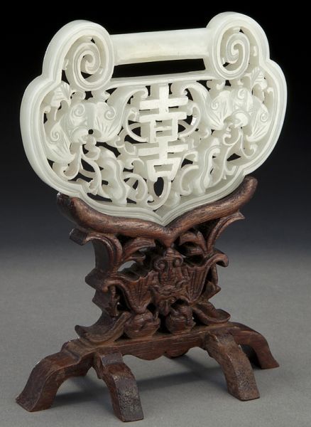 Chinese Qing carved jade lock the 173eec