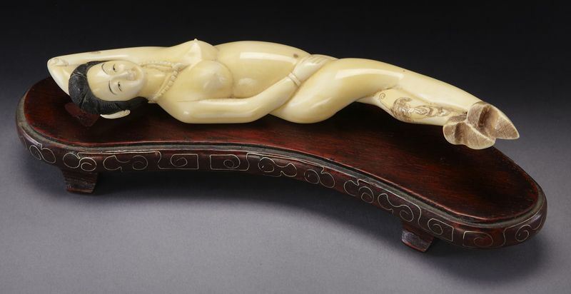 Chinese carved ivory Doctor s Lady 173eef