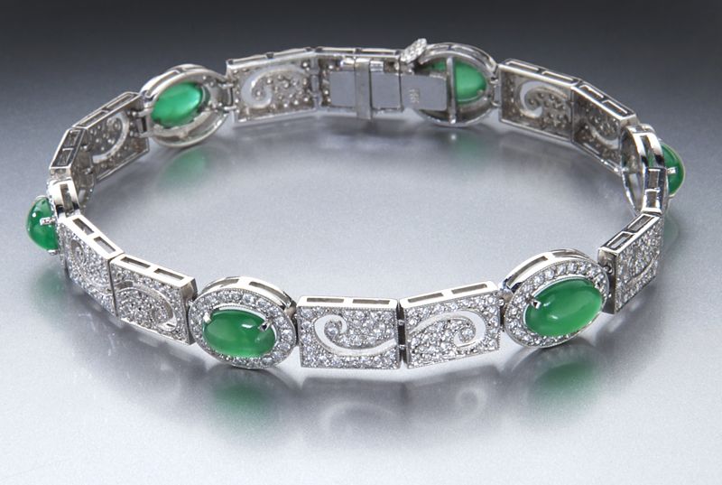 18K gold jadeite and diamond braceletfeaturing 173f27