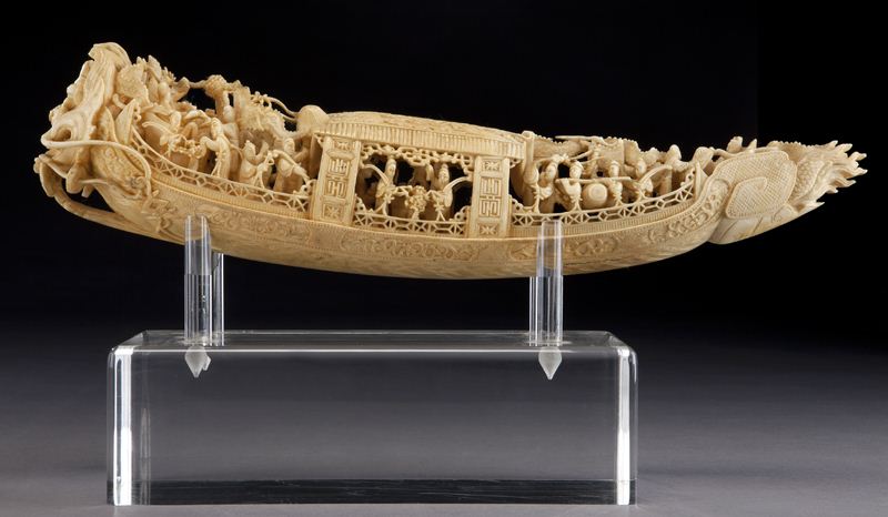 Chinese Qing carved ivory dragon