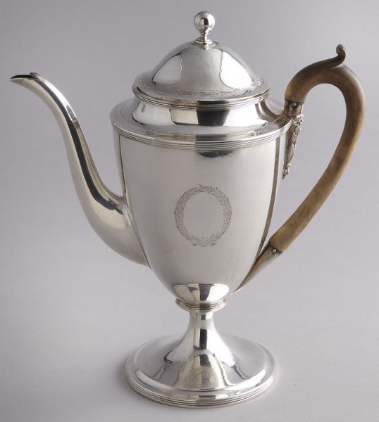 George III sterling silver teapot 173f8b