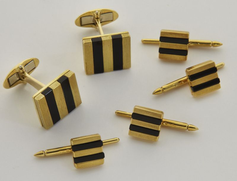 6 Pc 18K gold and black onyx dress 17401a