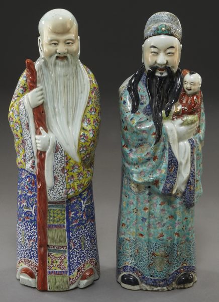  2 Chinese porcelain figuresdepicting 17406a