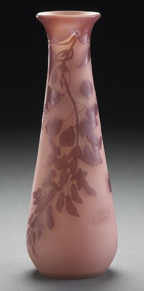 Galle cameo pink glass vase of 1740ce