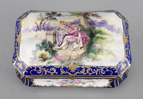 French painted porcelain dresser box