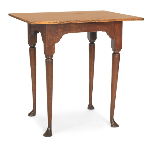 Queen Anne maple tavern table with