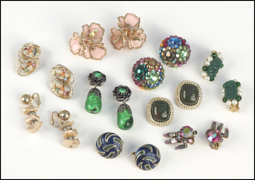 COLLECTION OF EARCLIPS Including 176da6