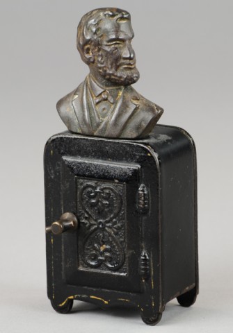 LINCOLN BUST SAFE STILL BANK J M  176f7e